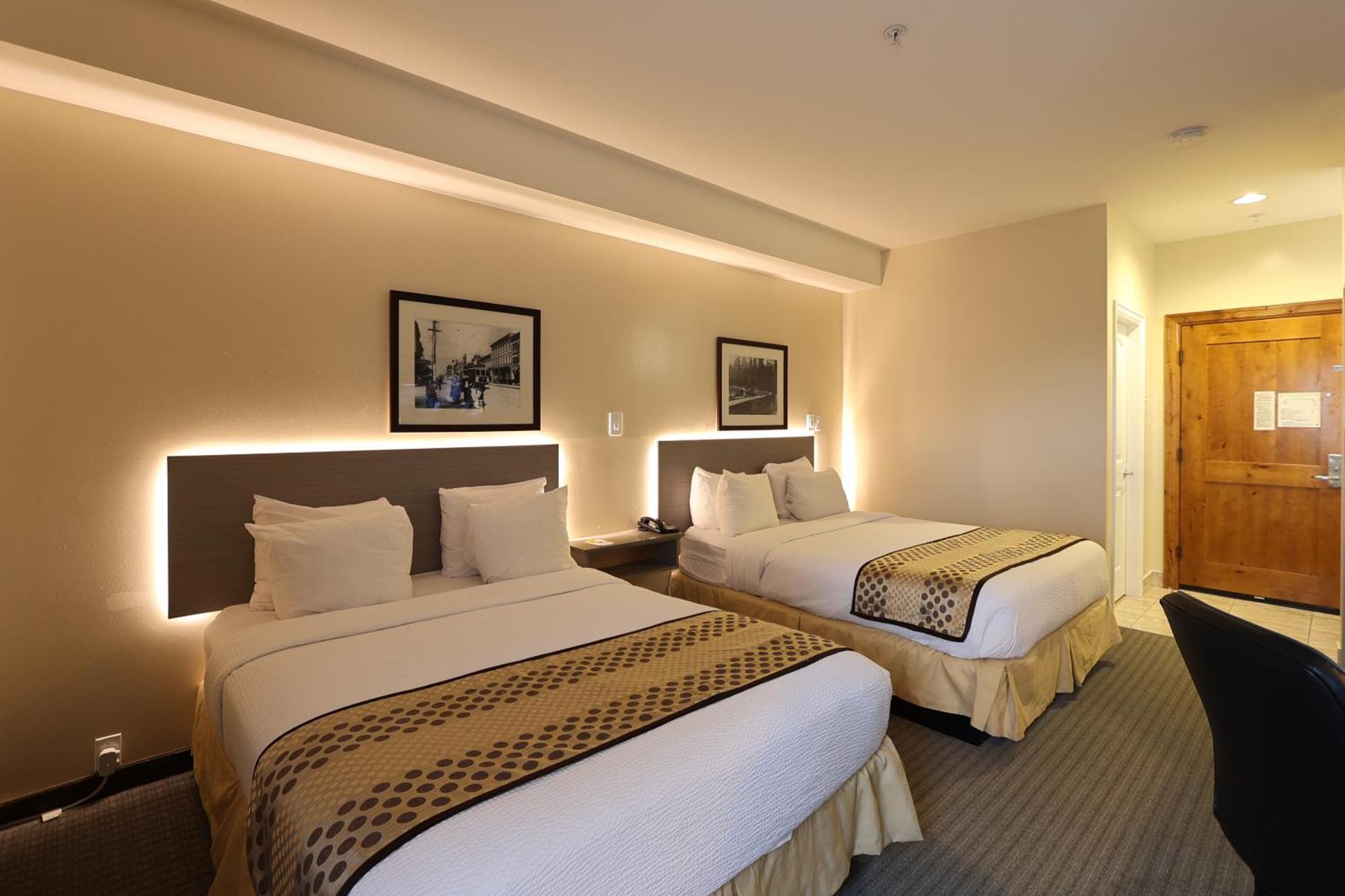 Days Inn By Wyndham Surrey Exteriér fotografie